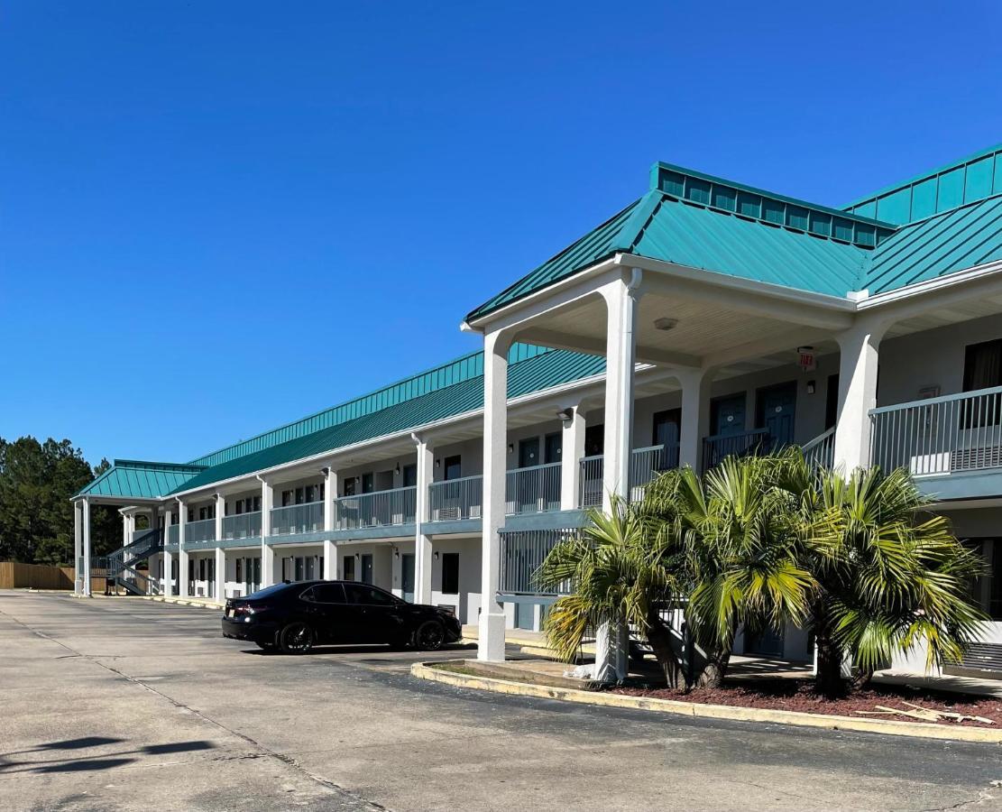 במוטל Baymont By Wyndham Biloxi - Ocean Springs מראה חיצוני תמונה