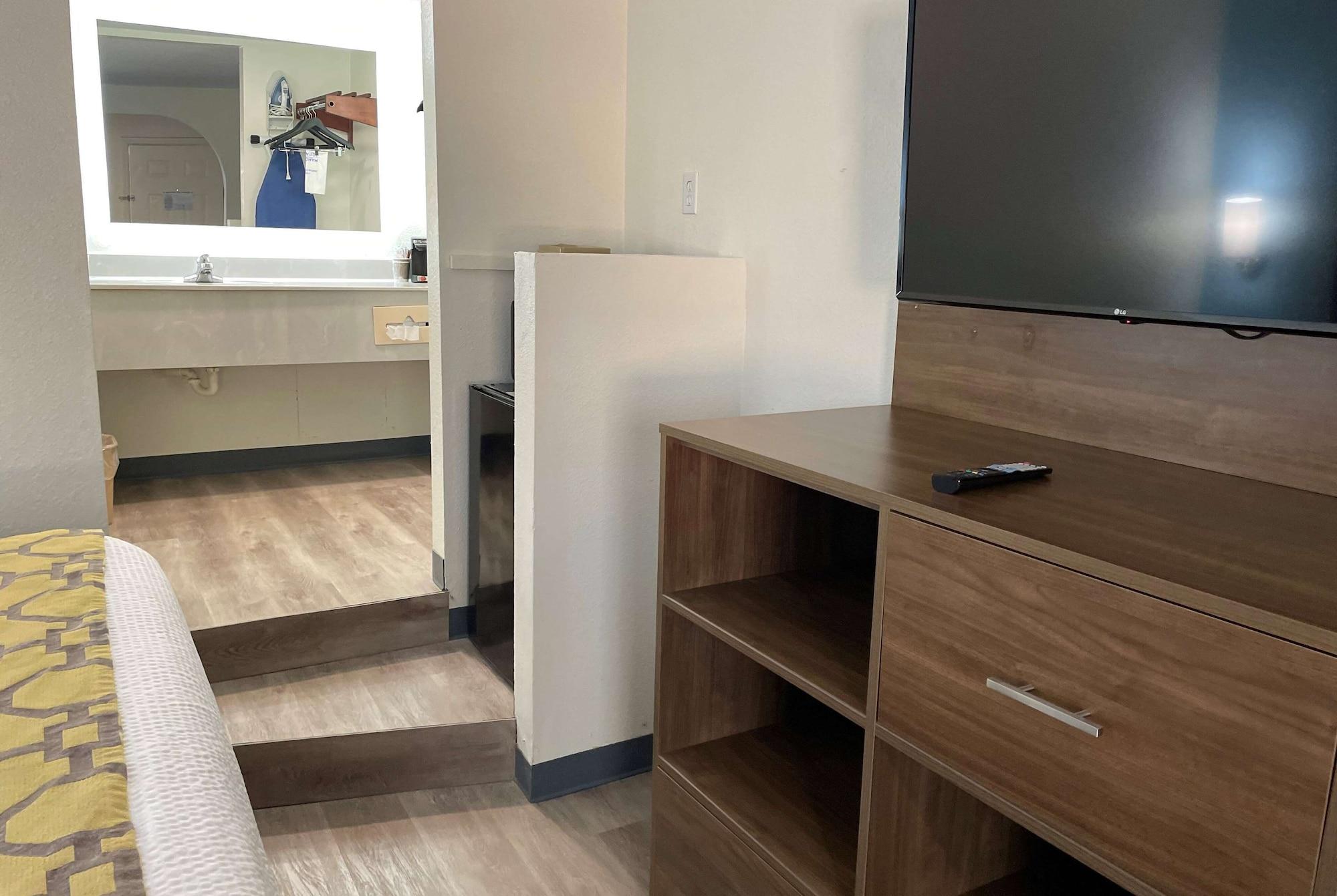 במוטל Baymont By Wyndham Biloxi - Ocean Springs מראה חיצוני תמונה