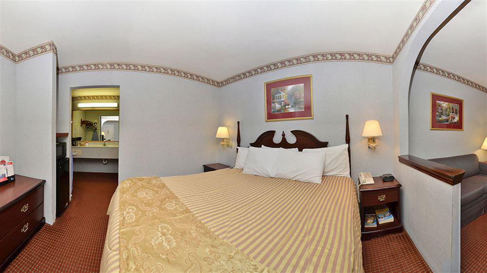 במוטל Baymont By Wyndham Biloxi - Ocean Springs מראה חיצוני תמונה